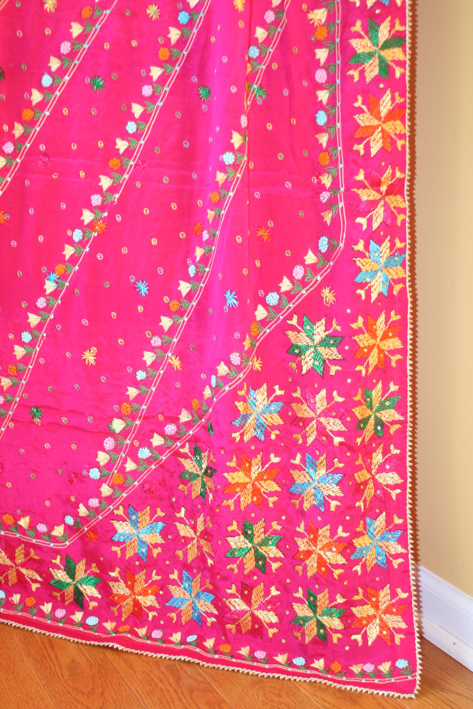 Guldasta Phulkari